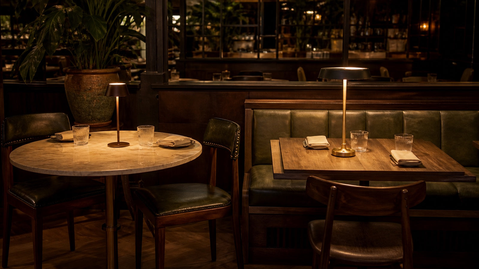 Restaurant Table Lamps: Rechargeable or Plug-In?