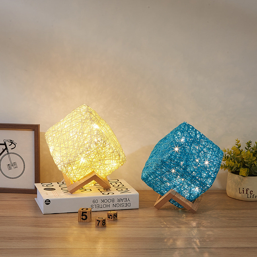 Braided Rattan USB Table Lamp for Restaurant Tables — view 3