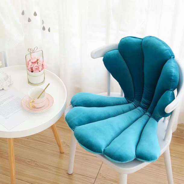 Luxurious Velvet Seal Shell Chair Cushion Unqiue Rose Seat Pillow Upscale Restaurant Chair Decor Girly Room Decorations — view 9