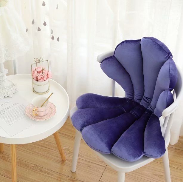 Luxurious Velvet Seal Shell Chair Cushion Unqiue Rose Seat Pillow Upscale Restaurant Chair Decor Girly Room Decorations — view 5