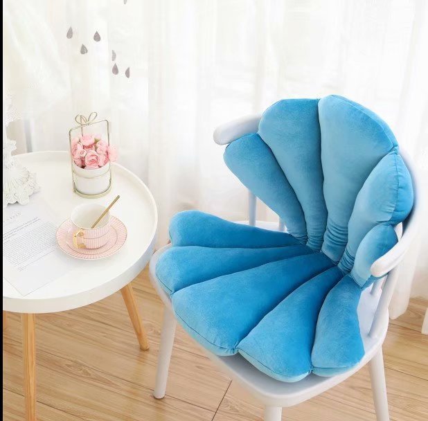 Luxurious Velvet Seal Shell Chair Cushion Unqiue Rose Seat Pillow Upscale Restaurant Chair Decor Girly Room Decorations — view 7