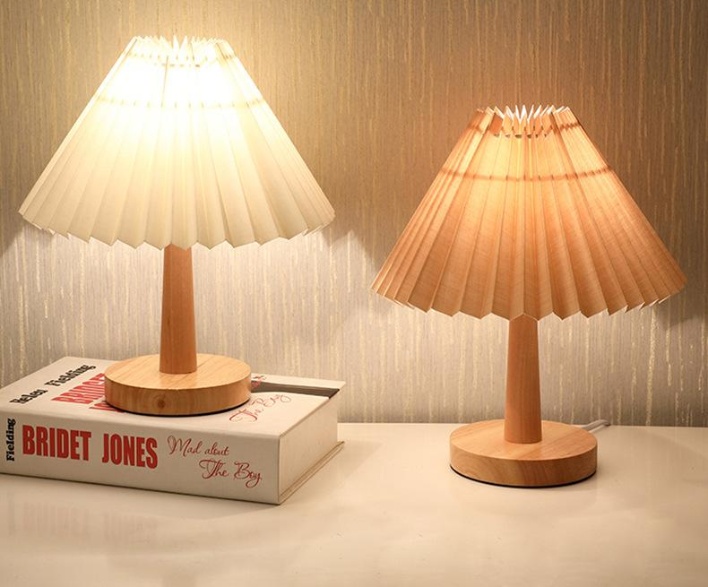 USB Pleated Table Lamp for Restaurant Tables — view 7
