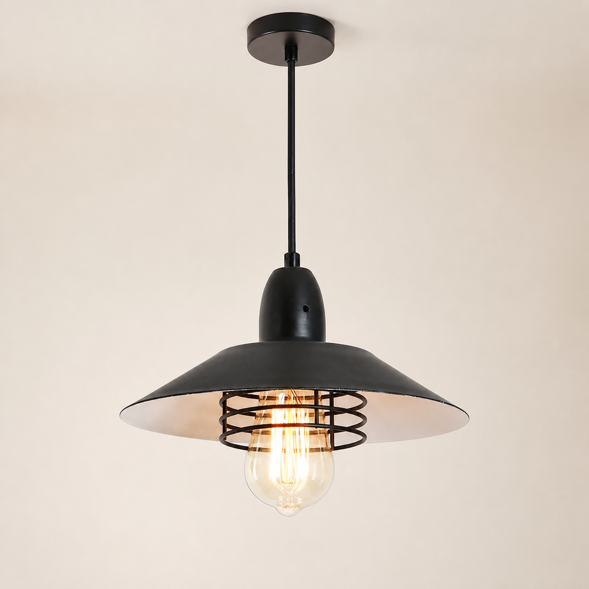Resto Glow AI product image 2026-08-03 — clean background — Farmhouse Black Spring-Frame Pendant Light for Restaurant Tables and Kitchen Counters